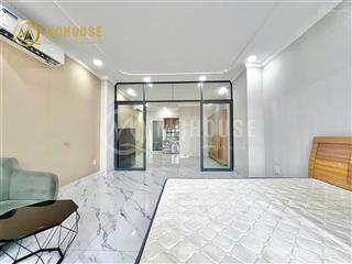 Cho thuê 1pn bancol lớn 65m2 rộng rãi thoáng mát ngay chợ ba chiểu hầm xe  thang máy  pccc đầy đu