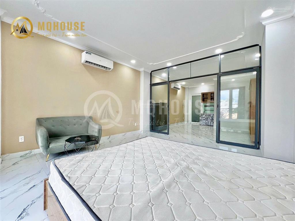 Cho thuê 1pn bancol lớn 65m2 rộng rãi thoáng mát ngay chợ ba chiểu hầm xe  thang máy  pccc đầy đu