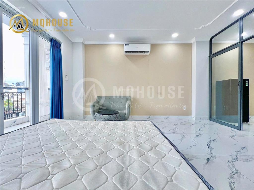 Cho thuê 1pn bancol lớn 65m2 rộng rãi thoáng mát ngay chợ ba chiểu hầm xe  thang máy  pccc đầy đu