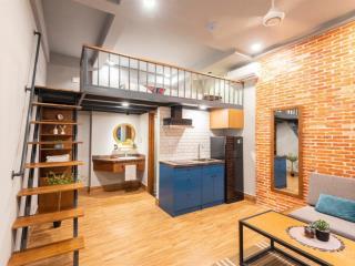 Căn hộ duplex luxury 45m2 ngay nguyễn gia trí dọn phòng mỗi tuần gần các trường đh lớn giá tốt