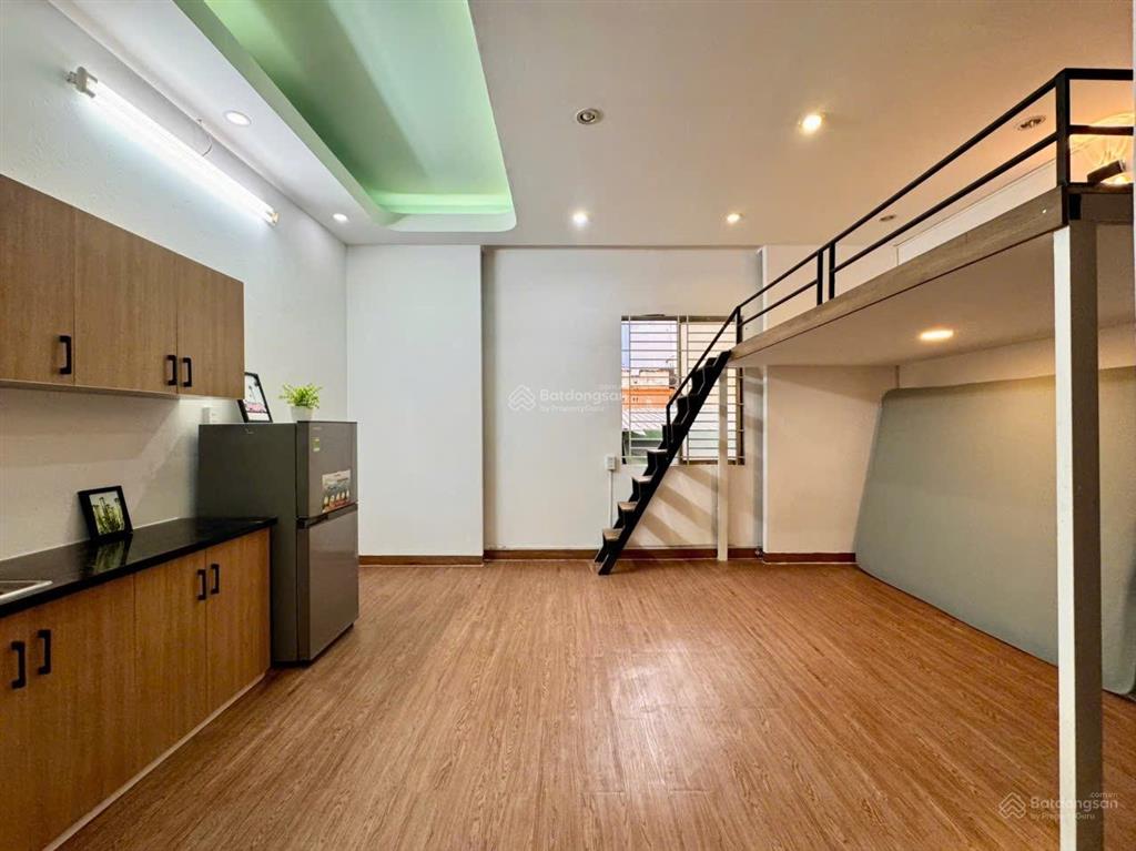 Duplex 40m2 full nội thất, cửa sổ trời thoáng mát ngay cầu kiệu  có máy giặt riêng cực ngon