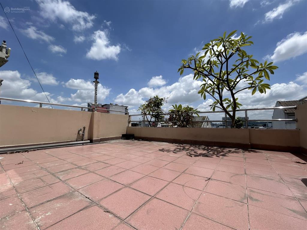 Cho thuê 1pn ban công 65m² cực rộng rãi, full nội thất sẵn máy giặt riêng ngay chợ bà chiểu