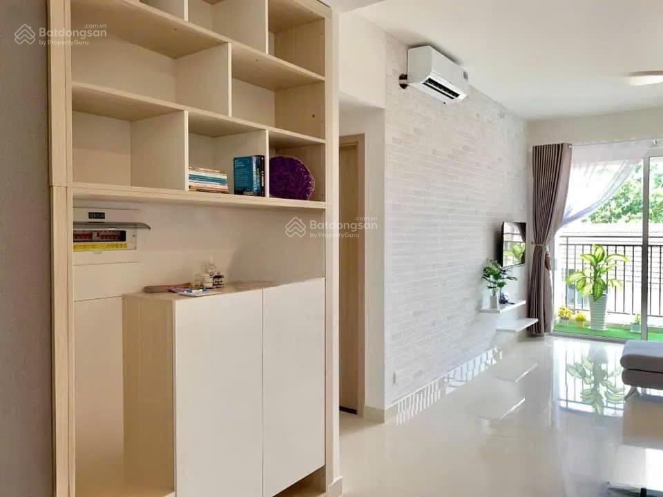 Cho thuê cc golden maison 2pn2wc dt 75m2 full nội thất, nội khu cao cấp, xung quanh đầy đủ tiện ich