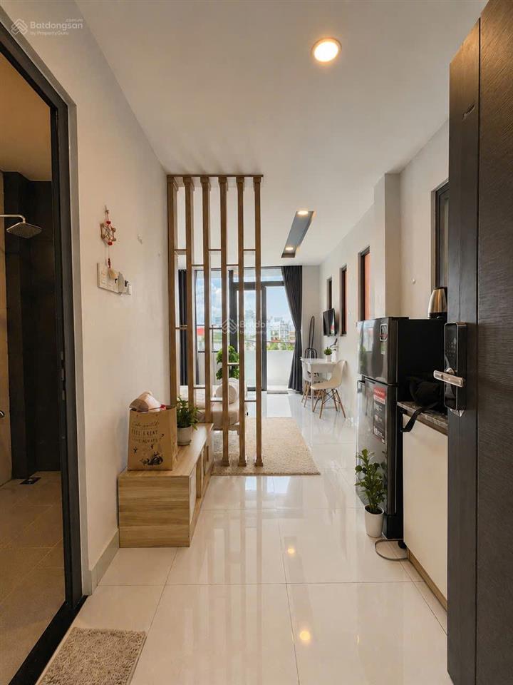 Cho thuê căn hộ 1pn ban công 45m² rộng rãi thoáng mát ngay phố ẩm thực phan xích long
