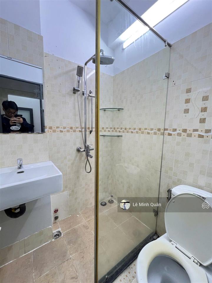 Chính chủ cho thuê 2pn ban công 45m2 máy giặt riêng mới 100% ngay nguyễn văn đậu  phan xích long