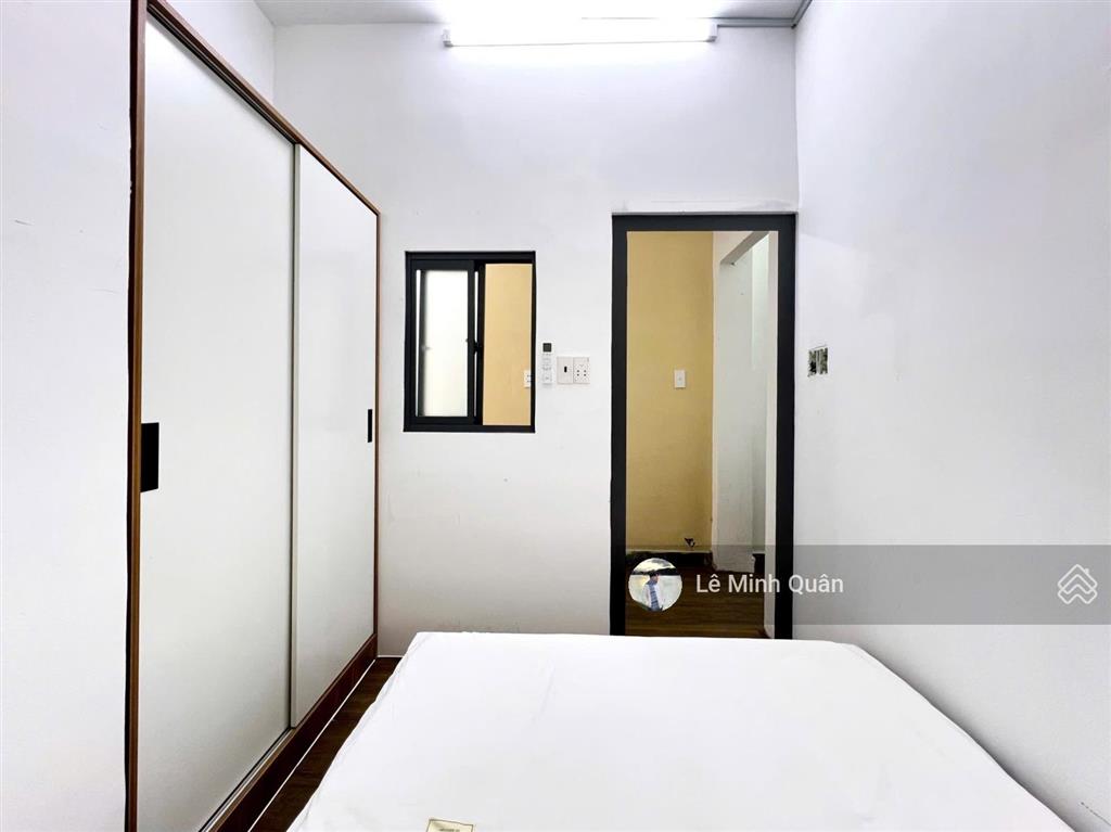 Chính chủ cho thuê 2pn ban công 45m2 máy giặt riêng mới 100% ngay nguyễn văn đậu  phan xích long
