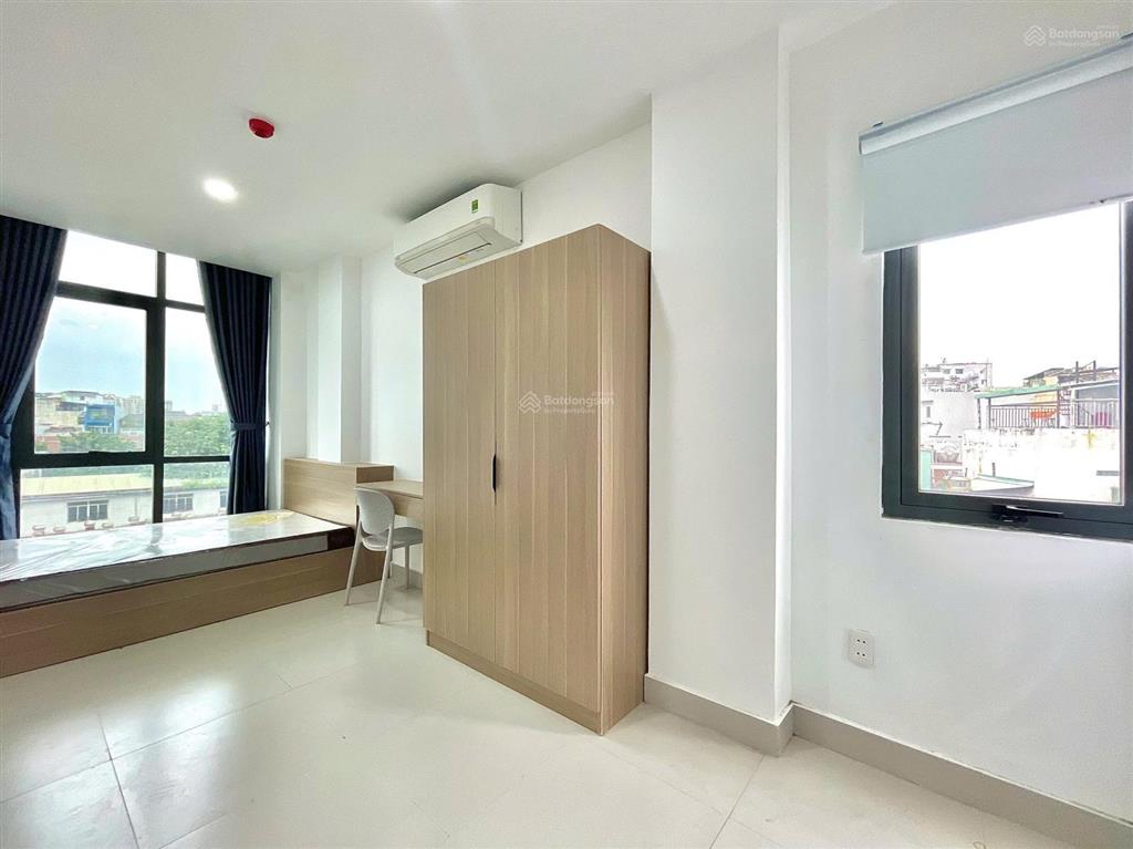 Căn hộ 2pn 70m2 rộng rãi cực thoáng full nt hầm xe  thang máy ngay công viên gia định giá tốt