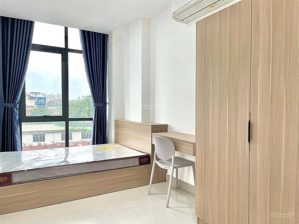 Căn hộ 2pn 70m2 rộng rãi cực thoáng full nt hầm xe  thang máy ngay công viên gia định giá tốt
