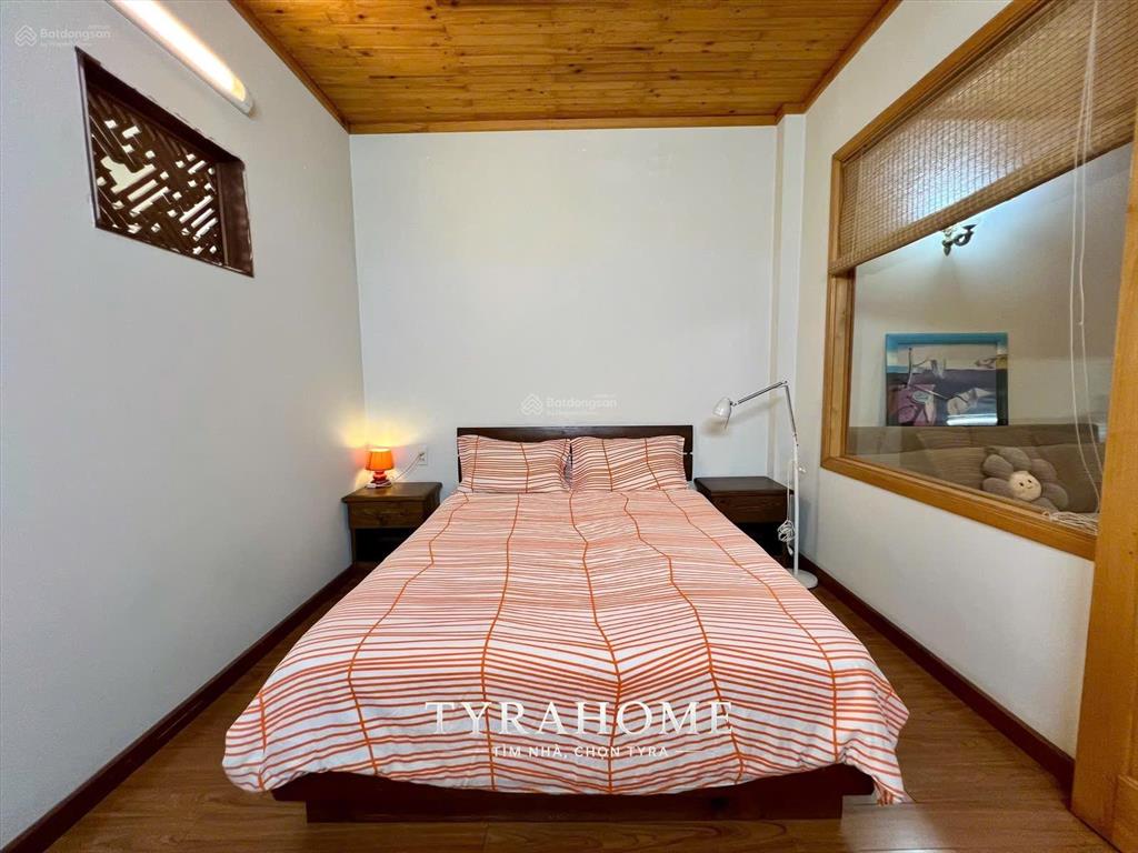 Căn hộ 1pn 58m2 sàn gỗ mới 100% ngay phan xích long  dọn phòng mỗi tuần, full nt cao cấp giá tốt