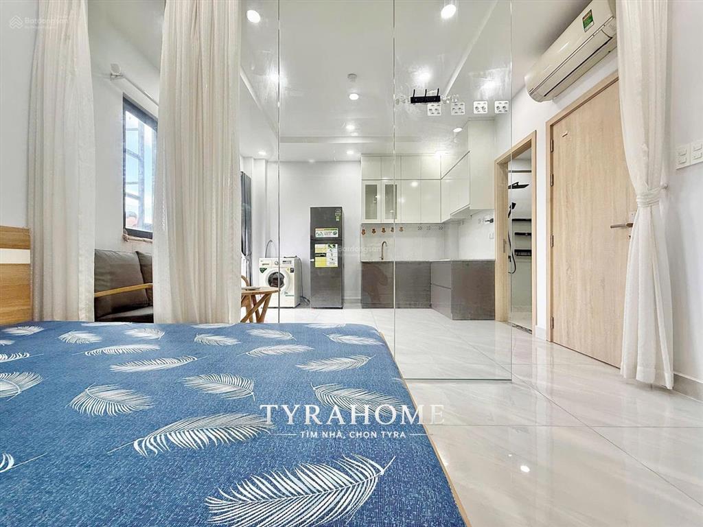 Cho thuê chung cư mini 1pn bancol 55m2 nhà mới lầu 4 thang máy view toàn thành phố giá tốt ngay lvs
