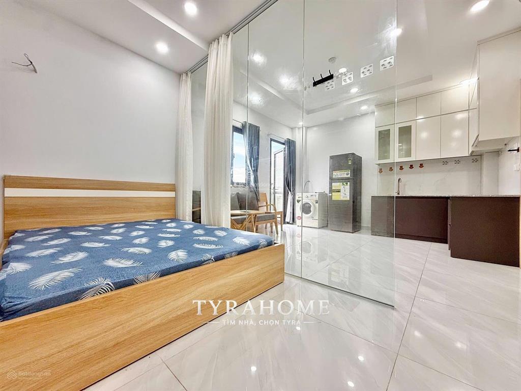 Cho thuê chung cư mini 1pn bancol 55m2 nhà mới lầu 4 thang máy view toàn thành phố giá tốt ngay lvs