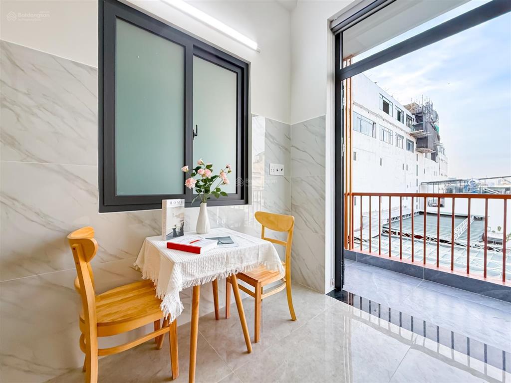 Căn hộ mới duplex bancol full nội thất có máy giặt riêng, thoáng mát, sát lotte mart, him lam, rmit