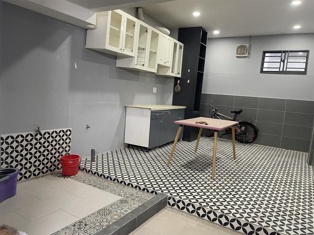 Bán nhà mặt tiền giá trong hẻm 110m2 chỉ 10 tỷ shr khu dân cư hiện hữu phạm thế hiển nhà đẹp 2 tầng