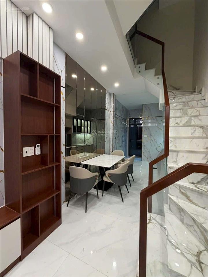 Bán nhà mới 100% mai xuân thưởng 42m2 nhà 4 tầng btct 6pn chỉ 7tỷ880 đang cho thuê 20triệu / tháng