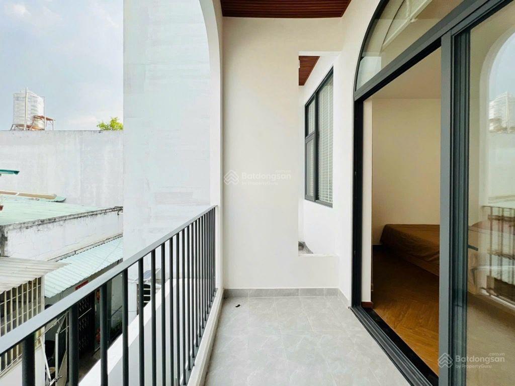 Bán chdv 5tầng btct 10 pn 85 m2 đang có sẵn hơp đồng thuê khoán 80 triệu/1 tháng hậu giang chỉ 10tỷ