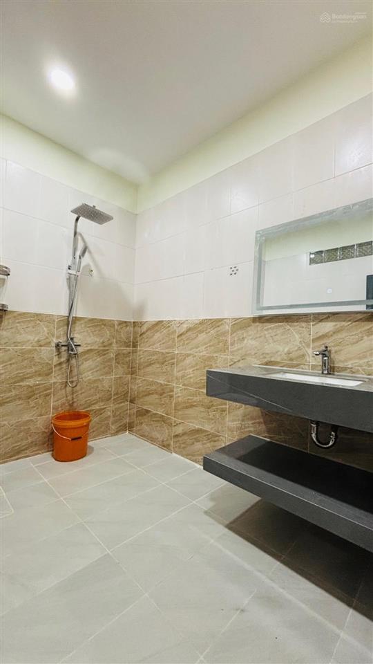 Bán nhà mt đường 20m 4 tầng btct 80m2 chỉ 8,1 tỷ shr khu dân cư hiện hữu phạm thế hiển p7 quận 8