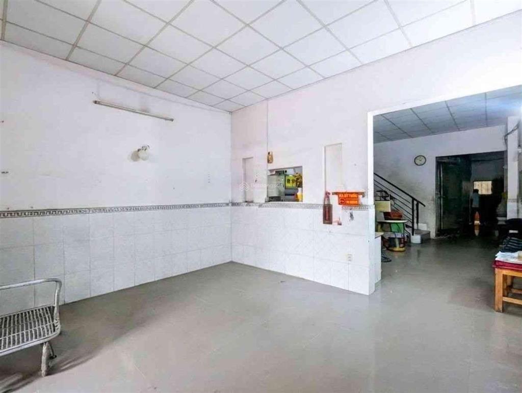 Bán nhà 2 tầng dt 110m2 mặt tiền nội bộ kdc bình điền p7 quận 8 chỉ 6,5 tỷ shr đường 12 m