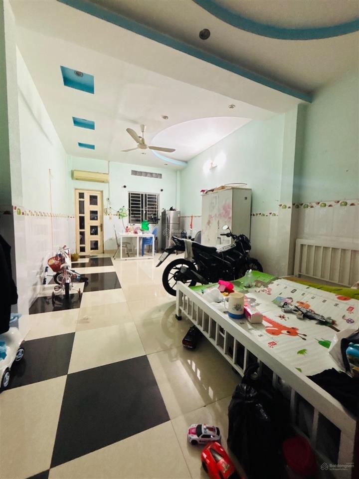 Bán nhà 3 tầng mặt tiền nội bộ đường 10 kdc phú lợi p7 quận 8 dt 80m2 chỉ 6,7 tỷ shr hoàn công đủ