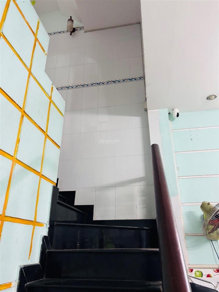 Bán nhà 3 tầng mặt tiền nội bộ đường 10 kdc phú lợi p7 quận 8 dt 80m2 chỉ 6,7 tỷ shr hoàn công đủ