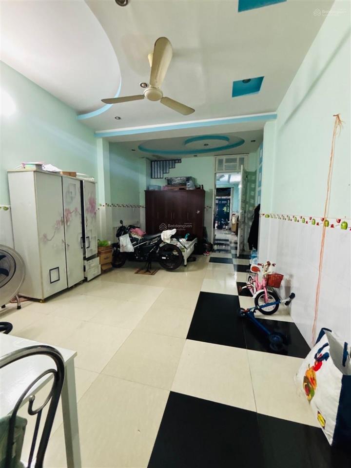 Bán nhà 3 tầng mặt tiền nội bộ đường 10 kdc phú lợi p7 quận 8 dt 80m2 chỉ 6,7 tỷ shr hoàn công đủ