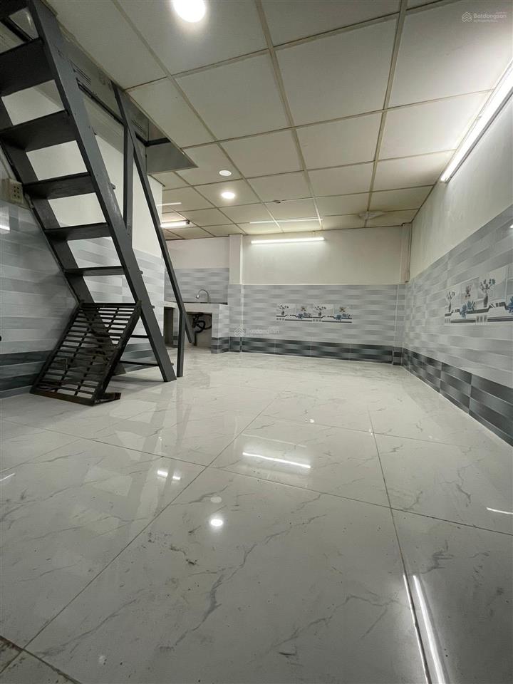 Nhà thuê nguyên căn đường phạm thế hiển p6 quận 8 ngay cầu bà tàng 26m2 nhà 2 tầng 3pn chỉ 6,5 tr