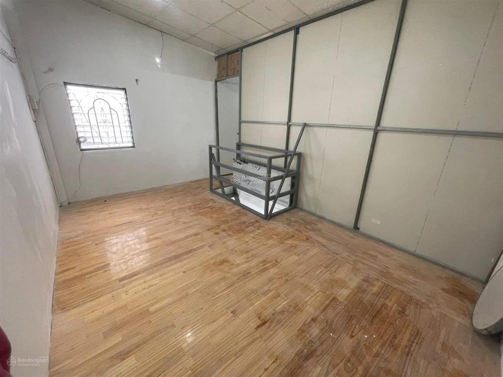 Nhà thuê nguyên căn đường phạm thế hiển p6 quận 8 ngay cầu bà tàng 26m2 nhà 2 tầng 3pn chỉ 6,5 tr