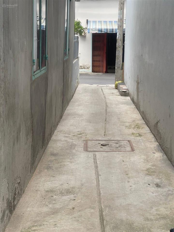 Nhà thuê nguyên căn đường phạm thế hiển p6 quận 8 ngay cầu bà tàng 26m2 nhà 2 tầng 3pn chỉ 6,5 tr