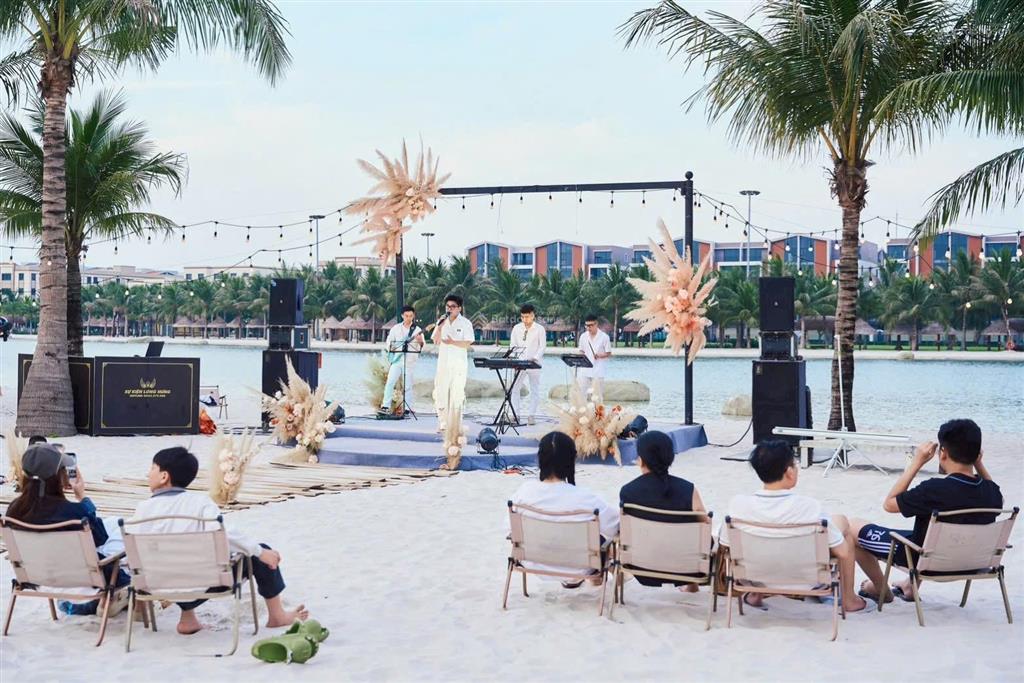 Tặng 45.000.000đ khi mua căn 3 ngủ+ góc kính cong 106,4m2 th.thủy giá 7,55 tỷ masteri grand coast