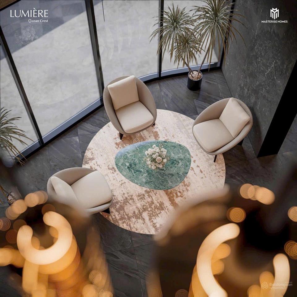 Bán 4 phòng ngủ (lift) 135m2 siêu sang chỉ 9,5 tỷ view trực diện hồ tạo sóng 18ha, thang máy riêng