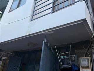 Bán nhà gần bệnh viện đa khoa quận 7 giá 3 tỷ 240 triệu, sổ hồng riêng không phát sinh