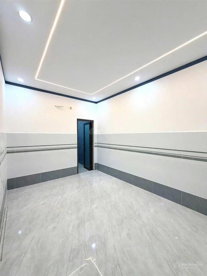 Cọc tiền công chứng ngay chỉ 1 tỷ 270 không phát sinh, ngay ql50 đường rộng ô tô đậu thoải mái