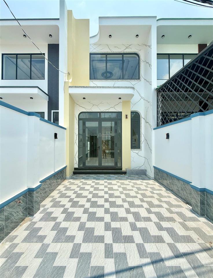 Cọc tiền công chứng ngay chỉ 1 tỷ 270 không phát sinh, ngay ql50 đường rộng ô tô đậu thoải mái