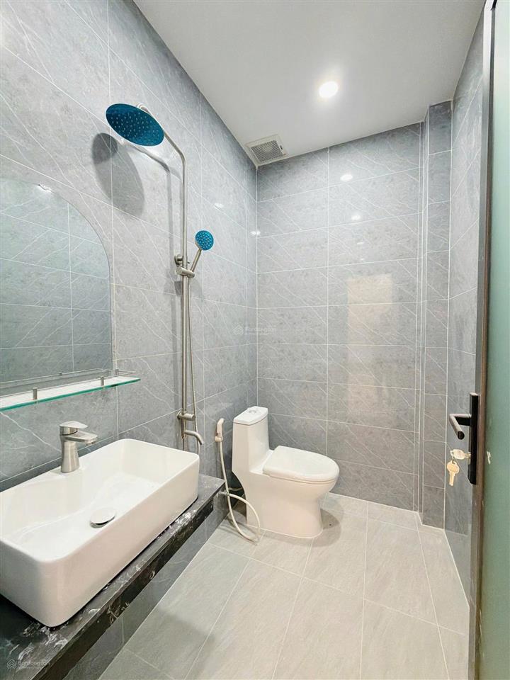 Cọc tiền công chứng ngay chỉ 1 tỷ 270 không phát sinh, ngay ql50 đường rộng ô tô đậu thoải mái