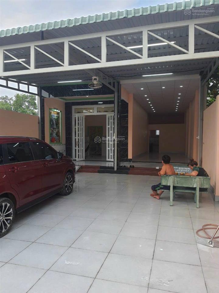 Nhà mới xây mặt tiền đường ql50 vào 100m giá 1 tỷ 270 triệu