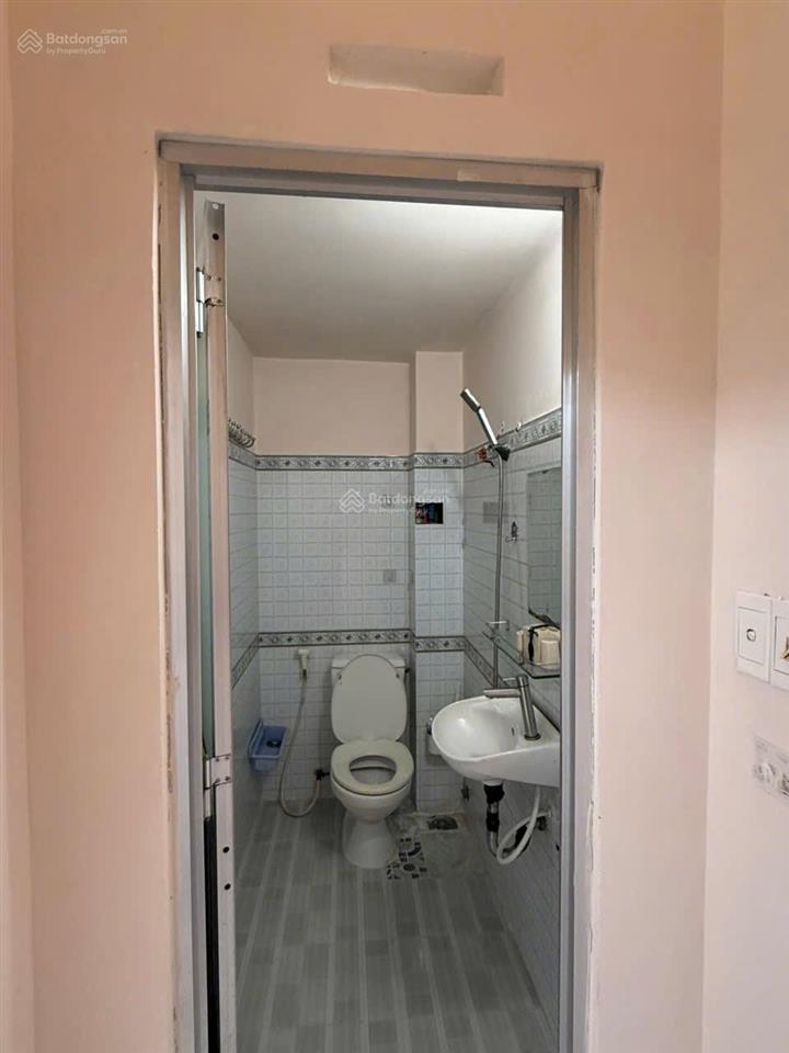 Bán nhà ngay sát chợ bình chánh giá 920 triệu không phát sinh