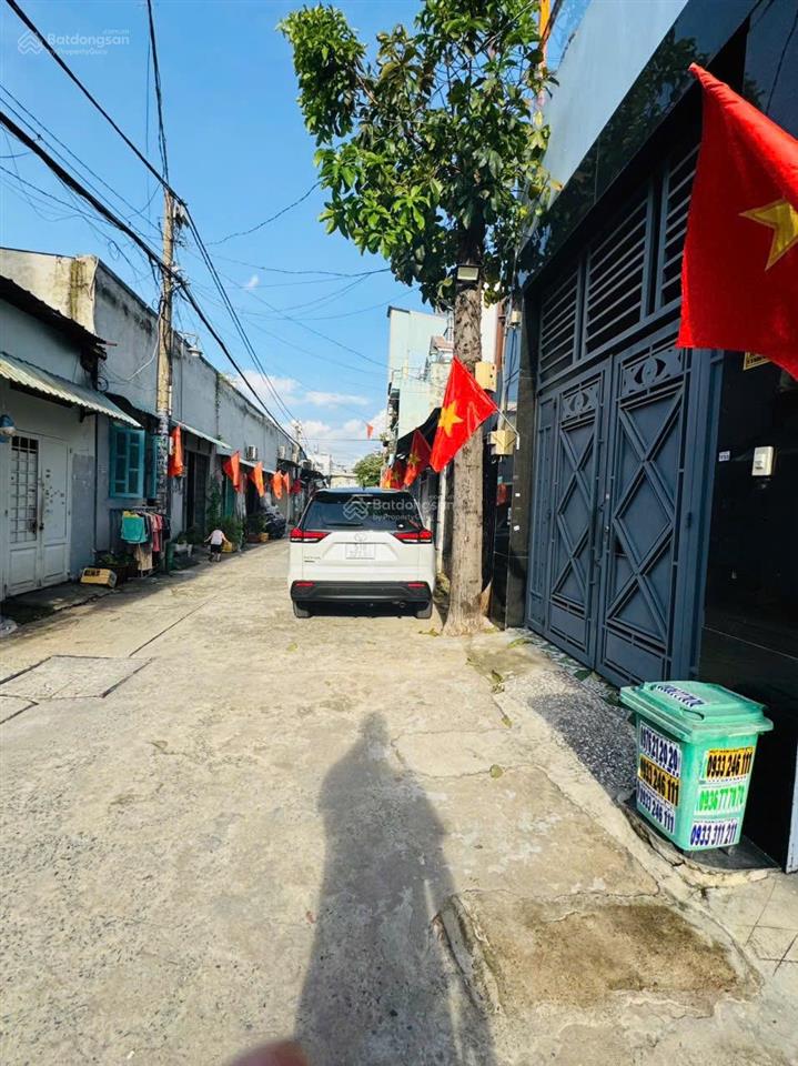 Cần bán dãy trọ 8p giá 1 tỷ 890 ngay ql1a chạy vô chừng 100m