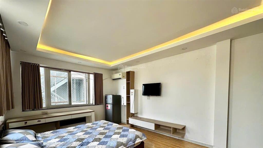Cho thuê căn hộ dịch vụ cao cấp ngay vòng xoay điện biên phủ, quận 1