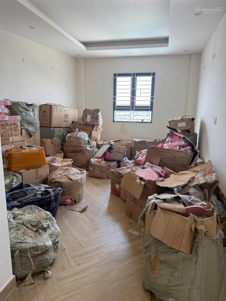 Mặt tiền nguyễn thị sóc ngang 6m diện tích 6x30m dtsd 550m .10,5 tỷ