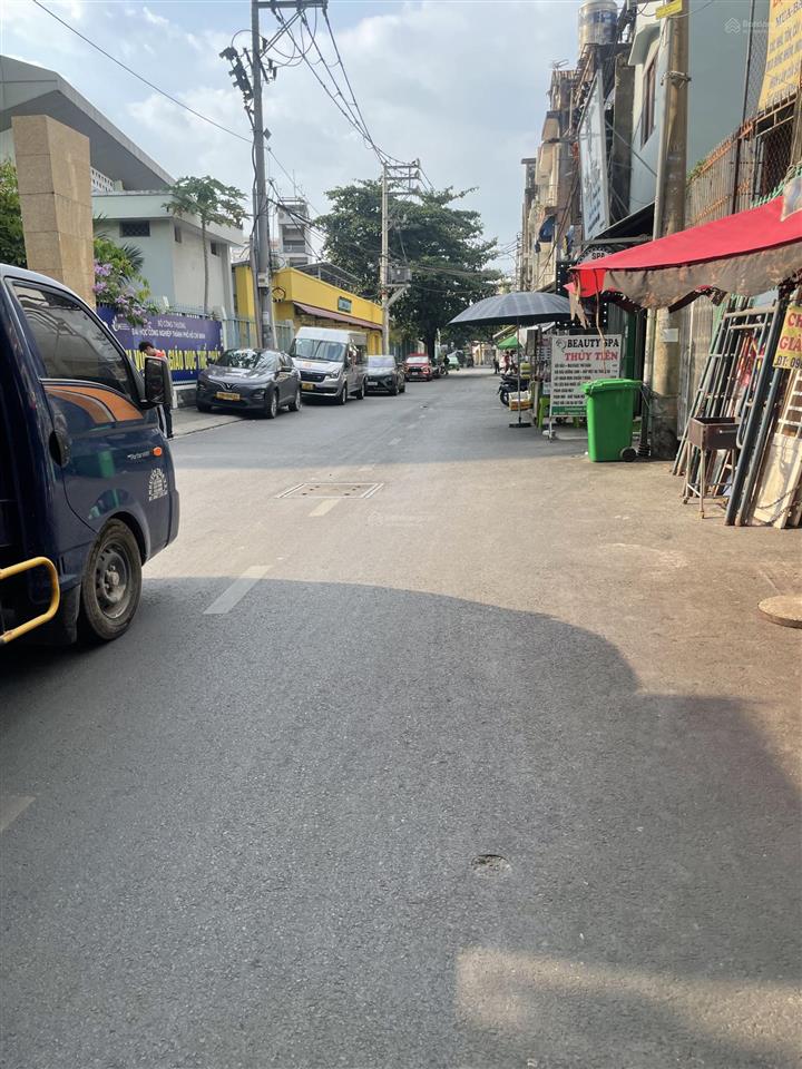 Hàng hiếm nguyễn văn lượng đừơng thông ngang 12,10m dài 11m 3 lầu shr 14 tỷ ngay đối diện cityland
