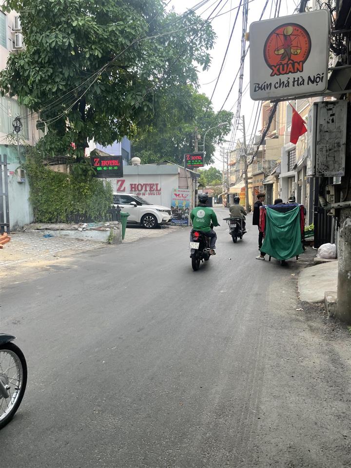 Hàng hiếm nguyễn văn lượng đừơng thông ngang 12,10m dài 11m 3 lầu shr 14 tỷ ngay đối diện cityland
