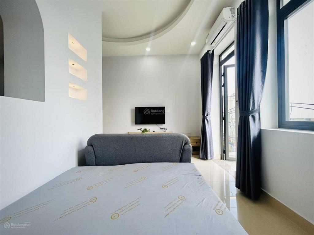 Căn hộ 1 phòng ngủ bancol ngay trung tâm quận bình thạnh