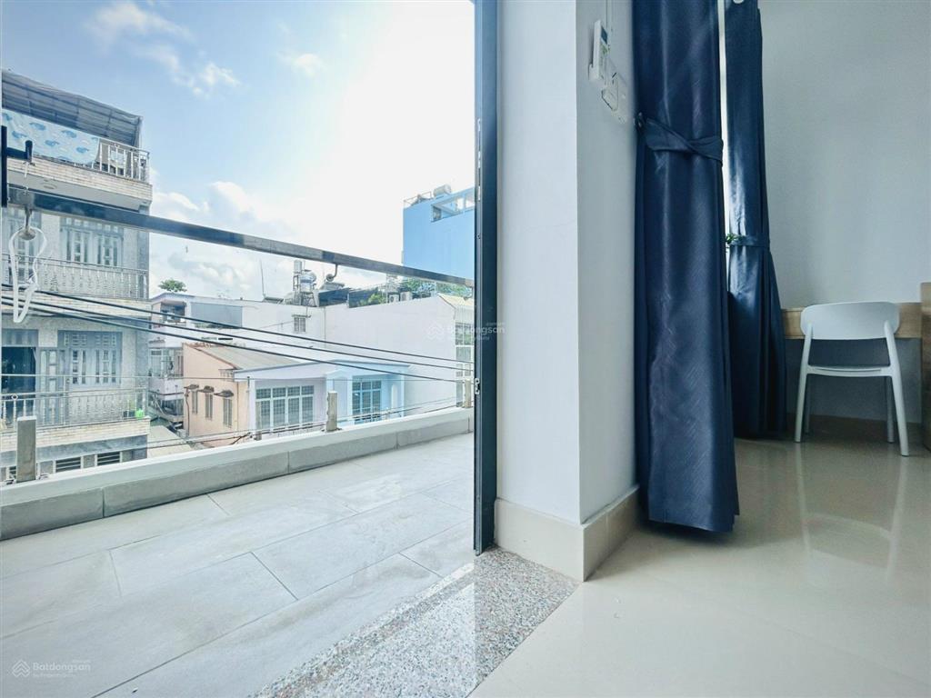 Căn hộ 1 phòng ngủ bancol ngay trung tâm quận bình thạnh