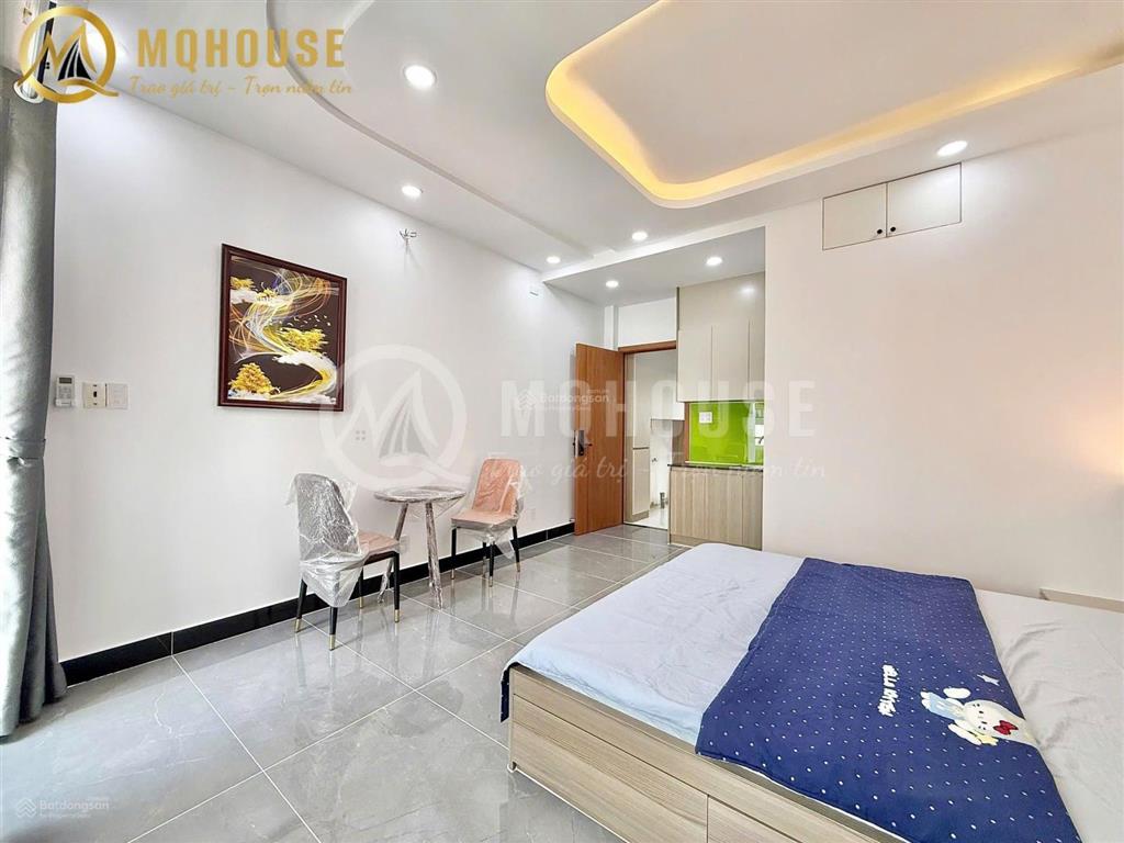 Căn hộ studio bancol cửa sổ ngay ngã tư phú nhuận