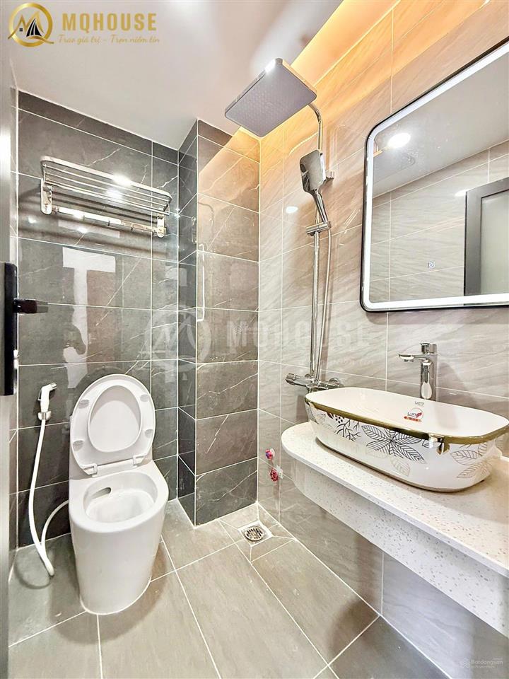 Căn hộ studio bancol cửa sổ ngay ngã tư phú nhuận