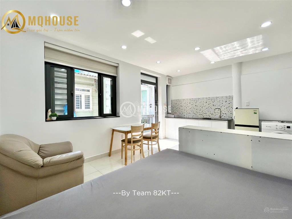 Khai trương căn hộ ngay ngã tư phú nhuận