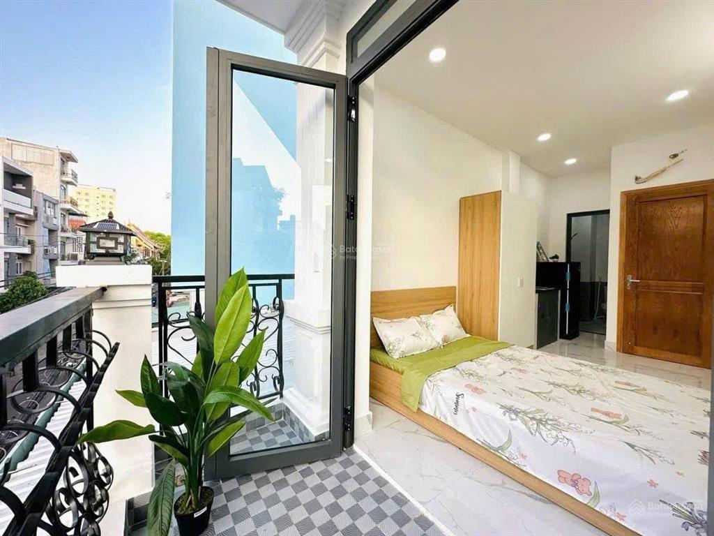 Cho thuê nhà trọ, 1pn, 1wc, giá siêu hời 5,5 triệu, 30m2 tại nguyễn thượng hiền, hcm