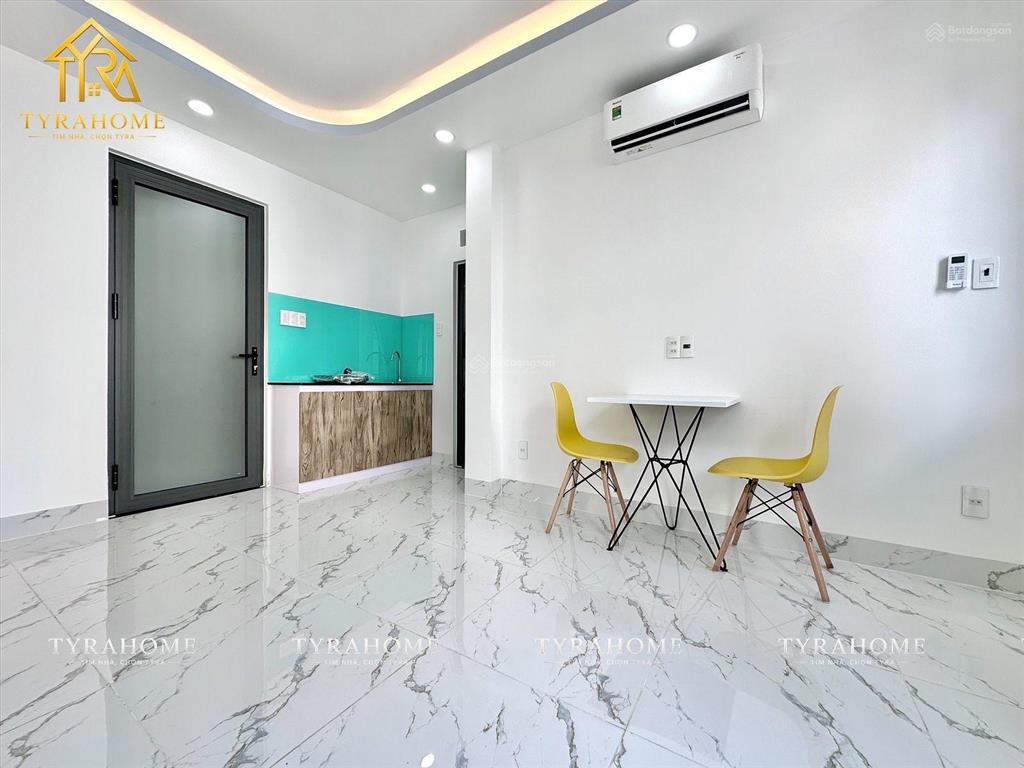 Khai trương căn hộ stu ban công thang máy