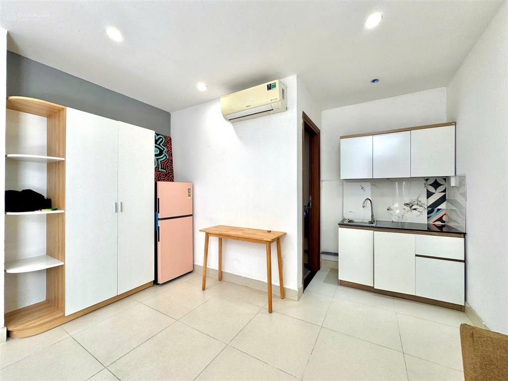Siêu phẩm căn hộ stu bancol 35m2  full nội thất