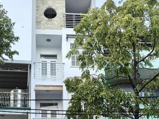 Mặt tiền hưng phú p8 quận 8 dt 60m2 ngang 4.5m 4 tầng, lề đường 4m.