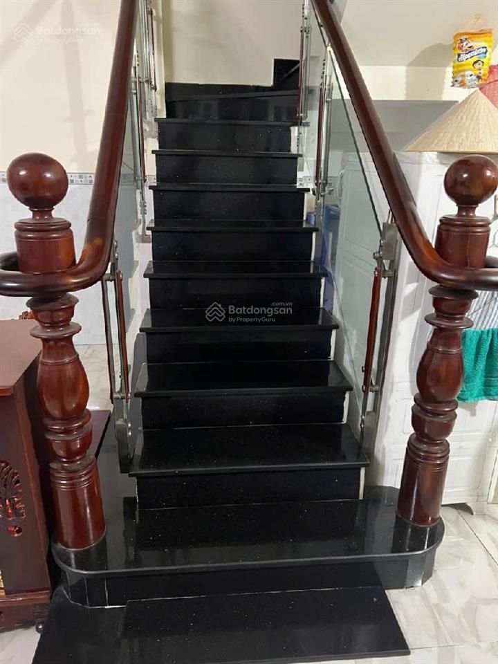 Huỳnh tấn phát q7, bán nhà phố 4 tầng , 5pn dtsd 200m2 full nội thất chỉ 6.3 tỷ